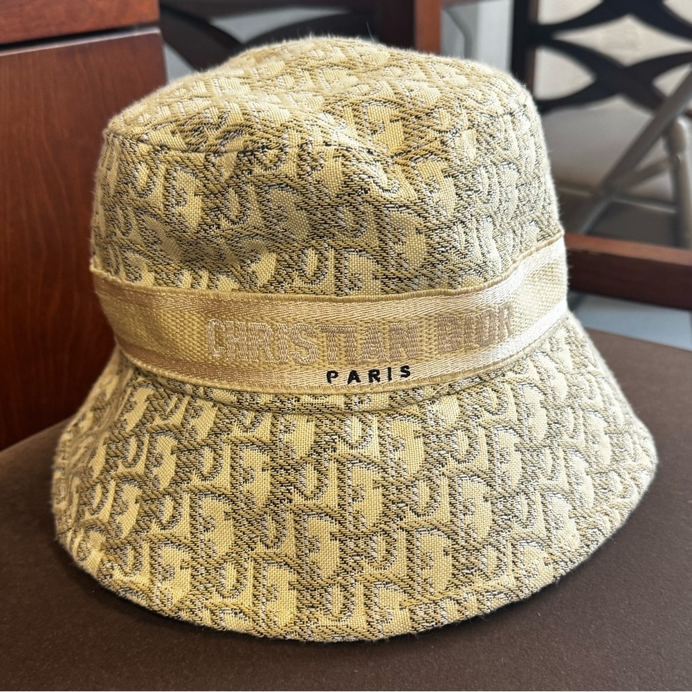 Christian Dior Bucket Hat (Unisex)